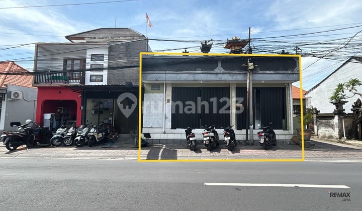 Nice 1-Story Shop House for Rent in Premium Area, Canggu Region Nice 1-Story Shop House for Rent in Premium Area, Canggu Region