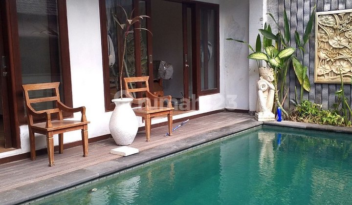 Traditional Style Fully Furnished Villa for Rent, Seminyak area Traditional Style Fully Furnished Villa for Rent, Seminyak area