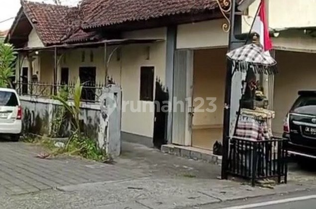 Rumah dan Toko Cocok Buat Tempat Usaha Disewakan, Denpasar Barat area Rumah dan Toko Cocok Buat Tempat Usaha Disewakan, Denpasar Barat area
