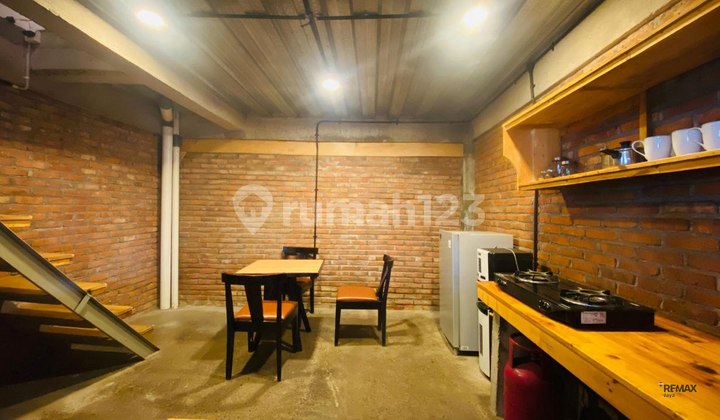 2-Story Modern Industrial Type Guest House for Rent, Mengwi Area 2-Story Modern Industrial Type Guest House for Rent, Mengwi Area