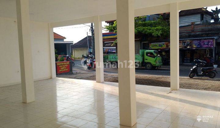 Ruko 1 Lantai Di Pinggir jalan Utama Disewakan, area Kerobokan 2