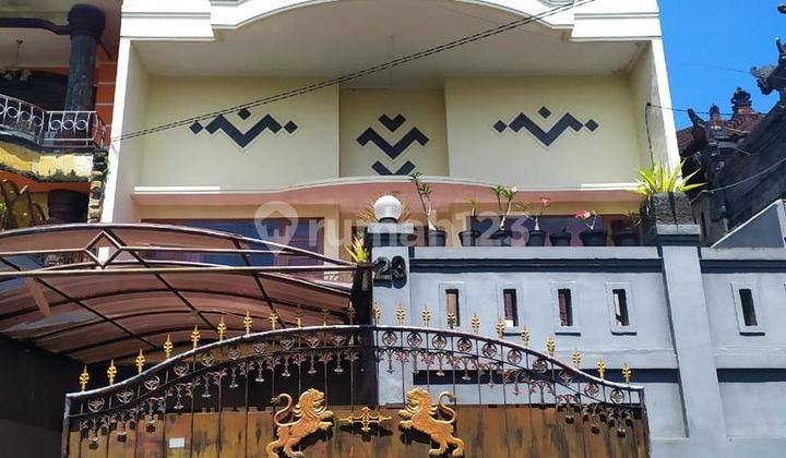Rumah Mewah 3 Lantai Dijual, di Karangsari Denpasar Barat Area Rumah Mewah 3 Lantai Dijual, di Karangsari Denpasar Barat Area