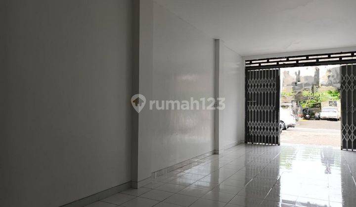 Ruko 1 Lantai berdiri di pinggir jalan utama Disewakan, area Umalas 1