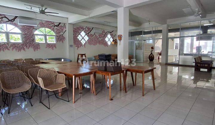 Ruko Semi Furnished Lokasi Strategis Disewakan, Area Renon 2