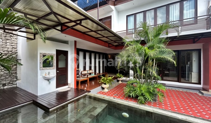 Villa Modern Eksklusif dekat TSM Mall Dijual, Denpasar Barat Area