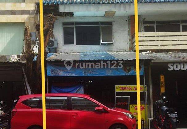 Ruko 3 Lantai Siap Pakai Dijual, di Denpasar Barat Ruko 3 Lantai Siap Pakai Dijual, di Denpasar Barat