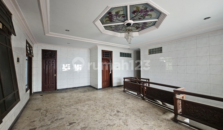 6 Ares of Land with Bonus 2-Story House for Sale, in Cargo, Denpasar Area 2