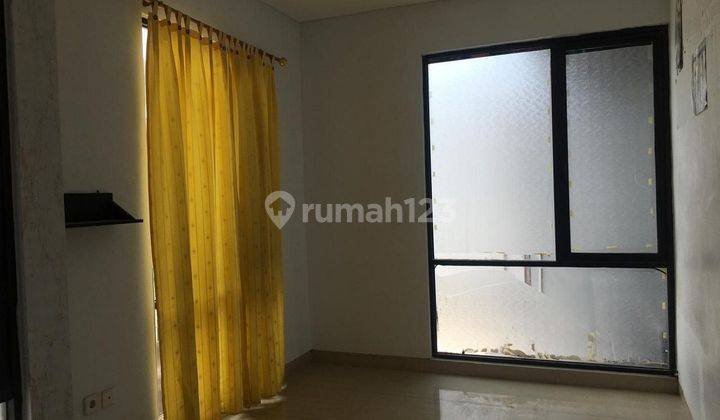 Rumah 2 Lantai Type Minimalis Disewakan, area Kerobokan 2