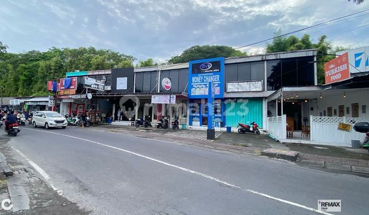 For Sale Fast 2-Story Shop House in Tourist Zone of Jimbaran 2