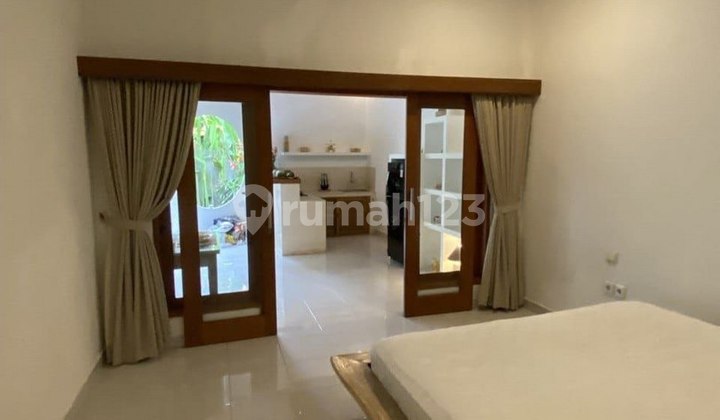 Rumah Minimalis 2 lantai Disewakan, di Umalas 1
