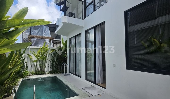 Modern Luxury Villa For Sale, At Dreamland Jimbaran Area
