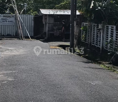 Rumah Mewah Cantik Dekat Fasilitas Umum Disewakan, di Canggu Area 2