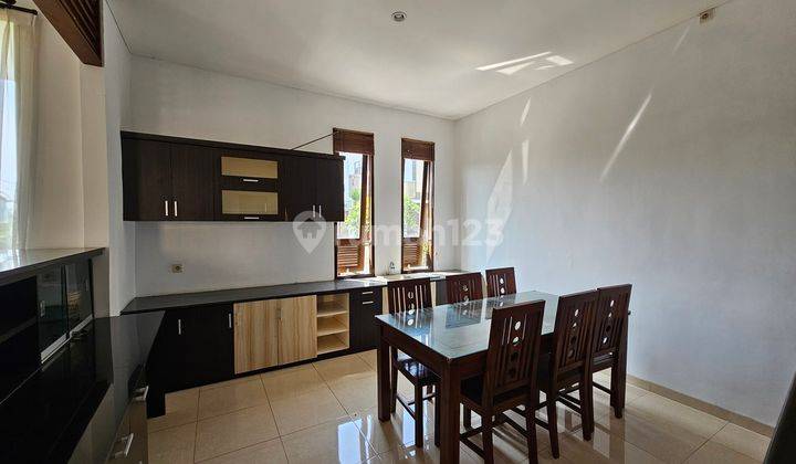 Rumah Furnished Bagus Dijual, Area Jimbaran 2