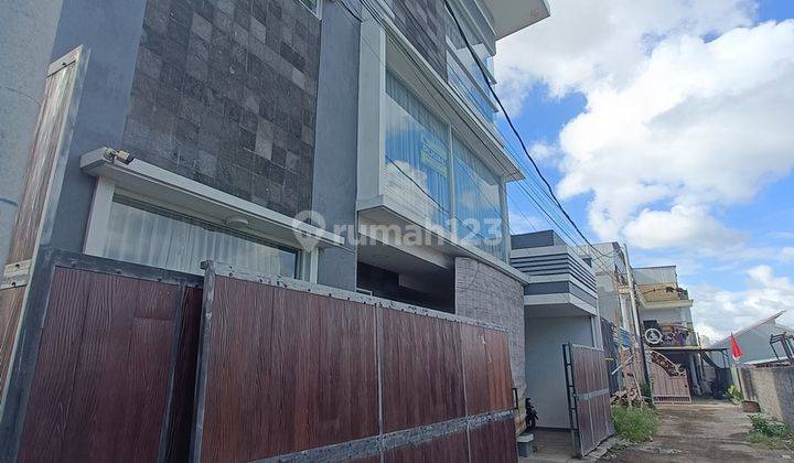 Rumah 3 Lantai Lokasi Bagus Dijual, Area Denpasar Selatan 1