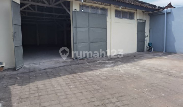 Gudang 1 Lantai Lokasi Area Perdagangan Disewakan, Denpasar Utara Area