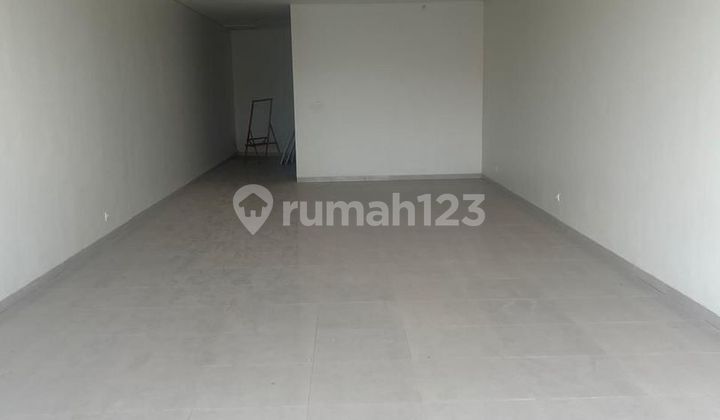 Commercial 3-Story Shop House for Rent, in Gatsu Tengah Area, Denpasar 2