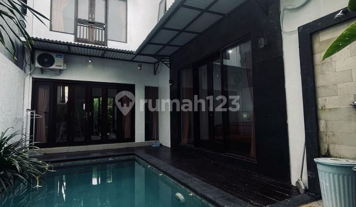 Villa Mewah Type Minimalis Disewakan, Kerobokan Kelod Area Villa Mewah Type Minimalis Disewakan, Kerobokan Kelod Area