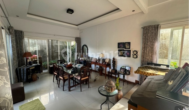 Villa Mewah 3 Kamar Tidur Dekat Pantai Dijual, Pecatu Jimbaran Area