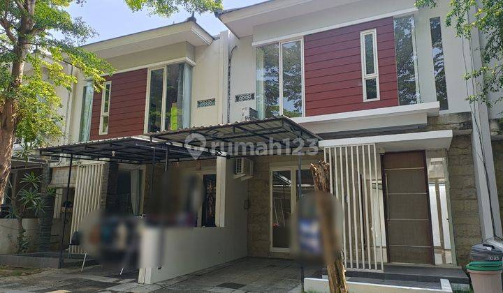 Rumah Dalam Komplek One Gate System Disewakan, Area Denpasar Barat 1