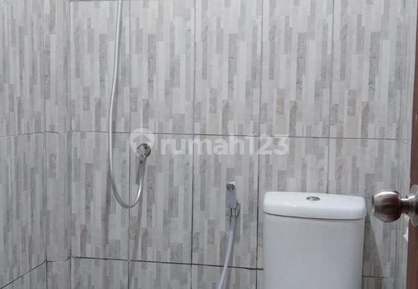 Rumah 6 Kamar Tidur Fasilitas Bagus Disewakan, di Denpasar Barat Area 2