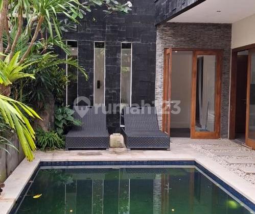 Villa Elit 4 Bedroom Near to Restaurant For Sale, at Canggu Area