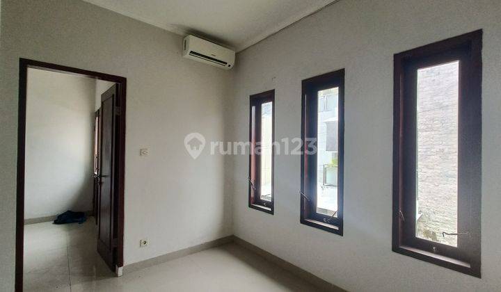 Rumah Minimalis Bagus Disewakan, Area Jimbaran 1