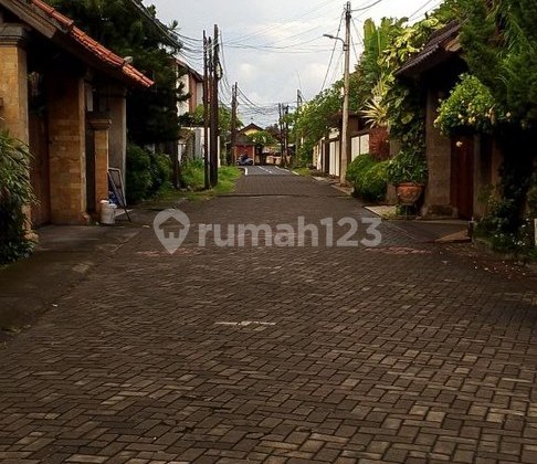 Nice 2-Story House for Sale, in Dewi Madri Renon Denpasar Area 2