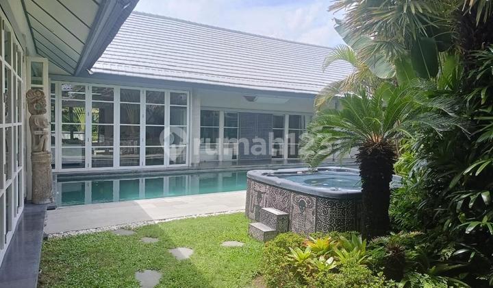 Villa Mewah Disewakan Jangka Panjang 27 Th, di Sanur Denpasar Area