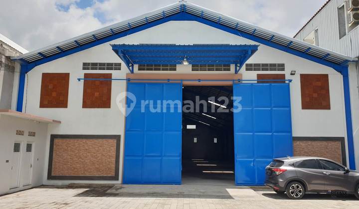 Good Warehouse with Premium Location for Rent, in West Denpasar Area Good Warehouse with Premium Location for Rent, in West Denpasar Area