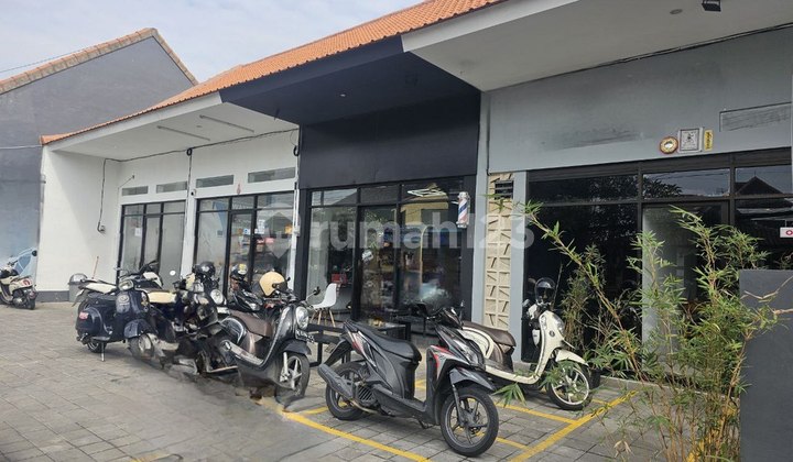 Toko 1 Lantai di Pusat Pariwisata Disewakan, di Berawa Canggu Area Toko 1 Lantai di Pusat Pariwisata Disewakan, di Berawa Canggu Area
