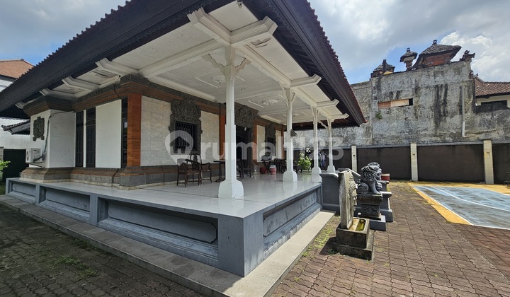 Tanah 10 Are Plus Rumah Disewakan, di Gatsu Tengah, Denpasar Area Tanah 10 Are Plus Rumah Disewakan, di Gatsu Tengah, Denpasar Area