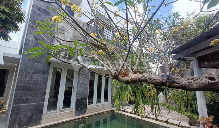The Luxury Tropical Modern Villa For Sale, In Mumbul Nusa Dua Area