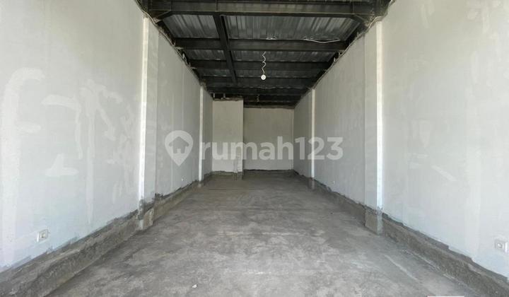 For Rent: Commercial Shop Space in the Most Crowded and Developing Area of Uluwatu 2