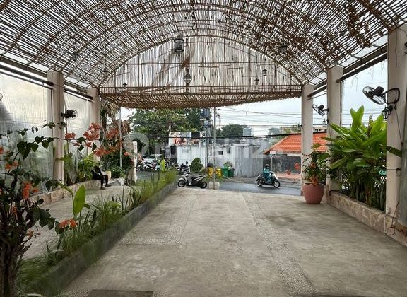 Spacious Shop Ideal for Retail Or Office Business For Rent In Seminyak