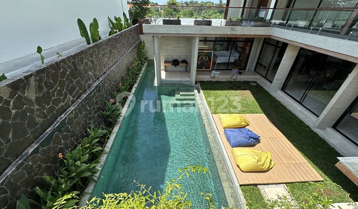 Villa Mewah Cantik Lokasi Strategis Dijual, di Area Sanur Denpasar