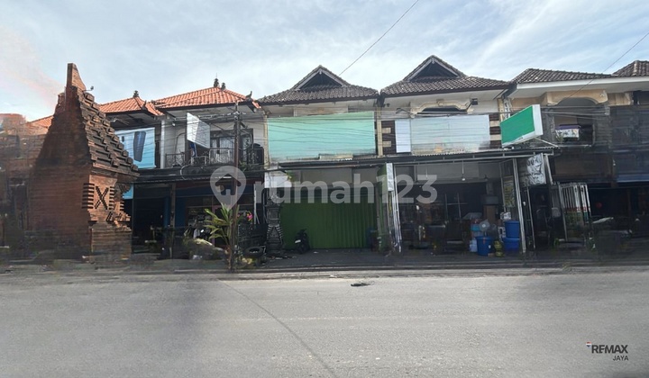 2-Story Shop House for Rent, Prime Location in Pererenan Badung Area 2