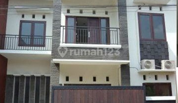 Rumah Mewah Full Furnished Disewakan, di Kerobokan, Badung Area Rumah Mewah Full Furnished Disewakan, di Kerobokan, Badung Area