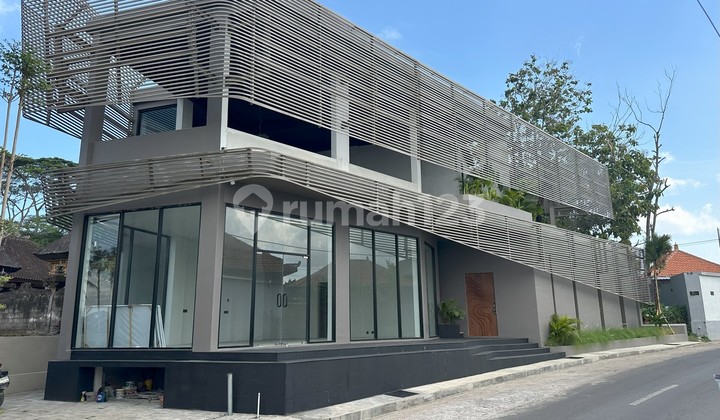Bangunan 2 Lantai Bisa Dijadikan Kantor Dijual, Tabanan area