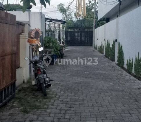 Rumah 1 Lantai Dekat ke Pantai Disewakan, di Denpasar Barat 1