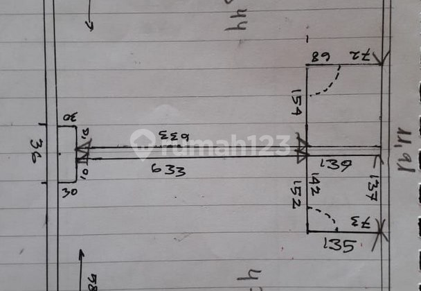 Premium Ruko for rent, located along the main road, Umalas area. 2