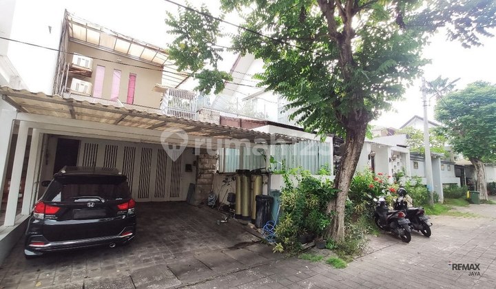 Rumah Mewah di Kompleks Elit Dijual, di Sunset Road, Kuta Area