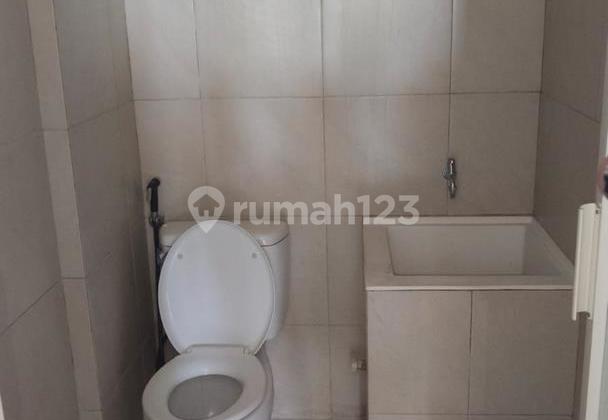 3-Story Shop House Located in a Residential Area, in North Denpasar 2