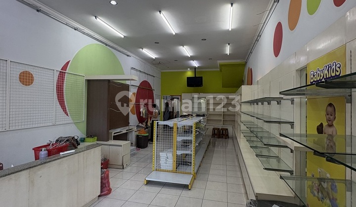2-Storey Shophouse in Strategic and Busy Location for Rent in South Denpasar