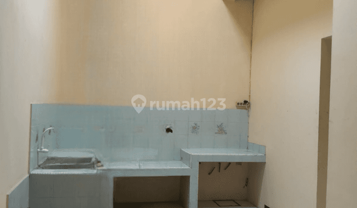 Disewakan Rumah di Metro Permata 2