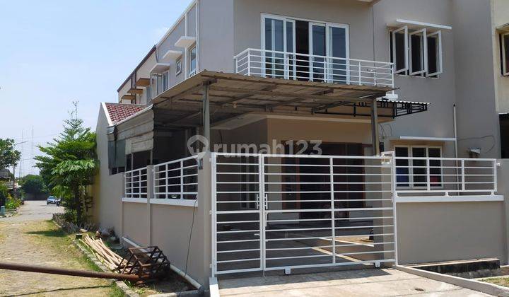 Dijual Rumah di Metro Permata 2