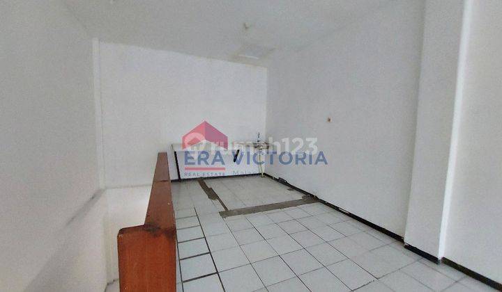 Ruko 3 Lantai Di Area Dieng Poros Dekat Togamas, Cocok Untuk Semua Jenis Usaha 9
