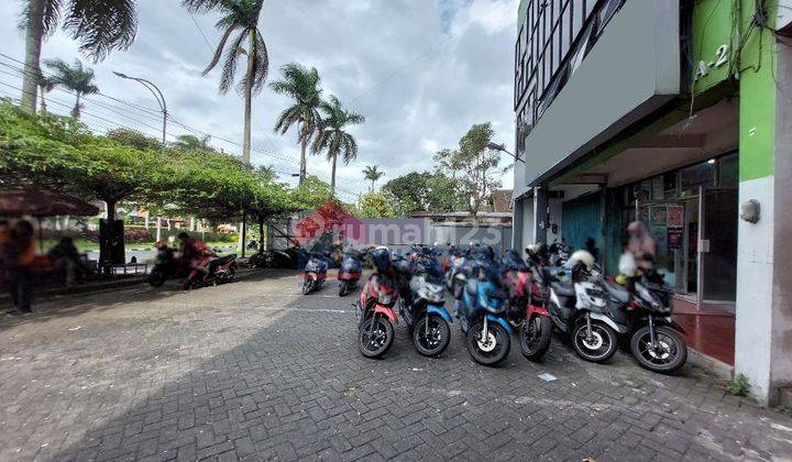 Ruko 3 Lantai Di Area Dieng Poros Dekat Togamas, Cocok Untuk Semua Jenis Usaha 12