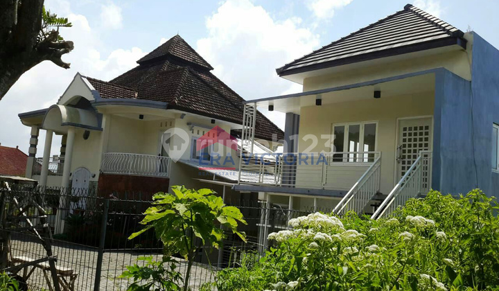 Villa Mewah 2 Lantai Di Panderman Hill Kota Batu