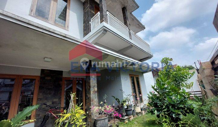 Rumah 2 Lantai Di Perum Taman Sulfat Blimbing 2