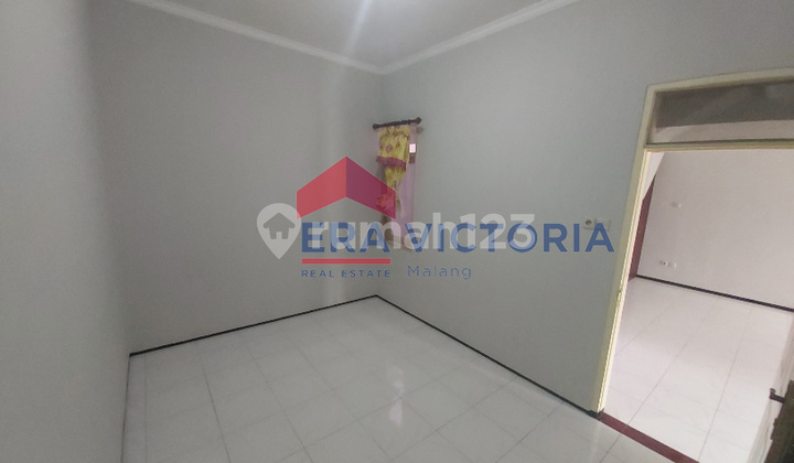 Rumah Modern Di Perumahan Sulfat, Bisa Untuk Tinggal Atau Kantor